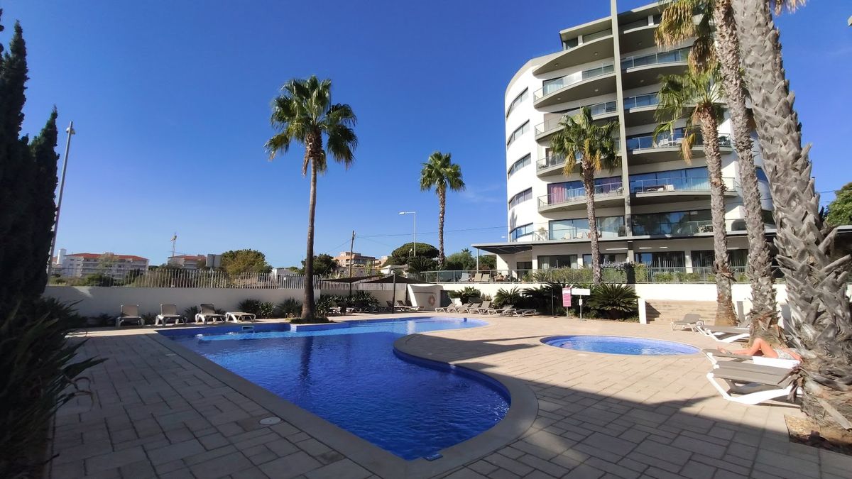 Cavalo Preto · AL 108920 em Loulé