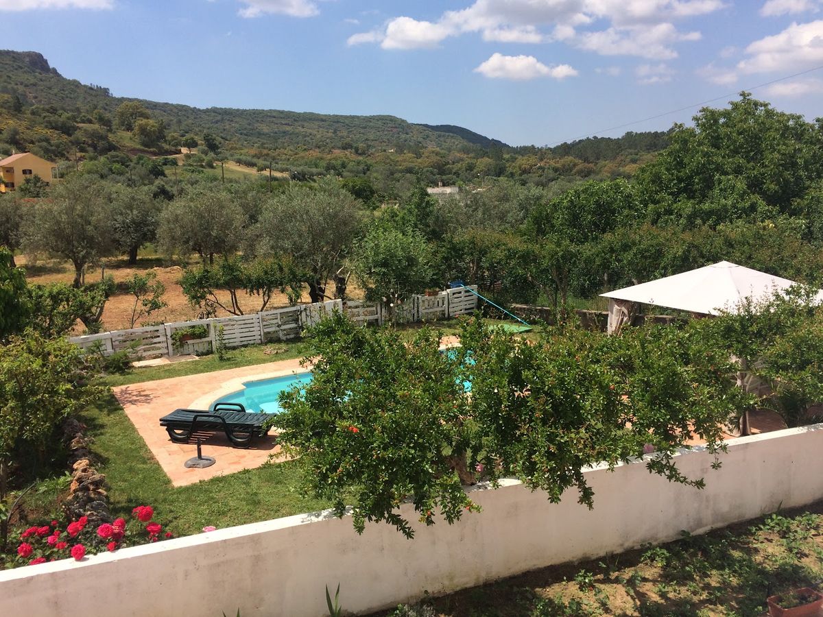 Cerro Da Janela Hostel em Loulé