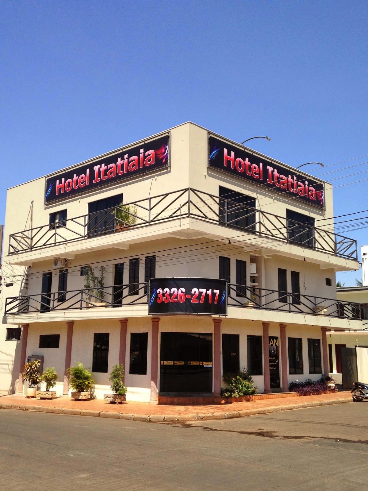 Hotel Itatiaia em Tangará da Serra