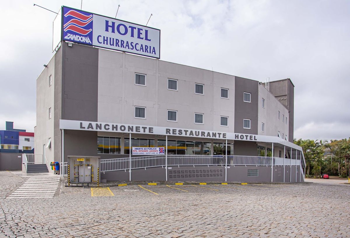 Hotel Zandona em Blumenau