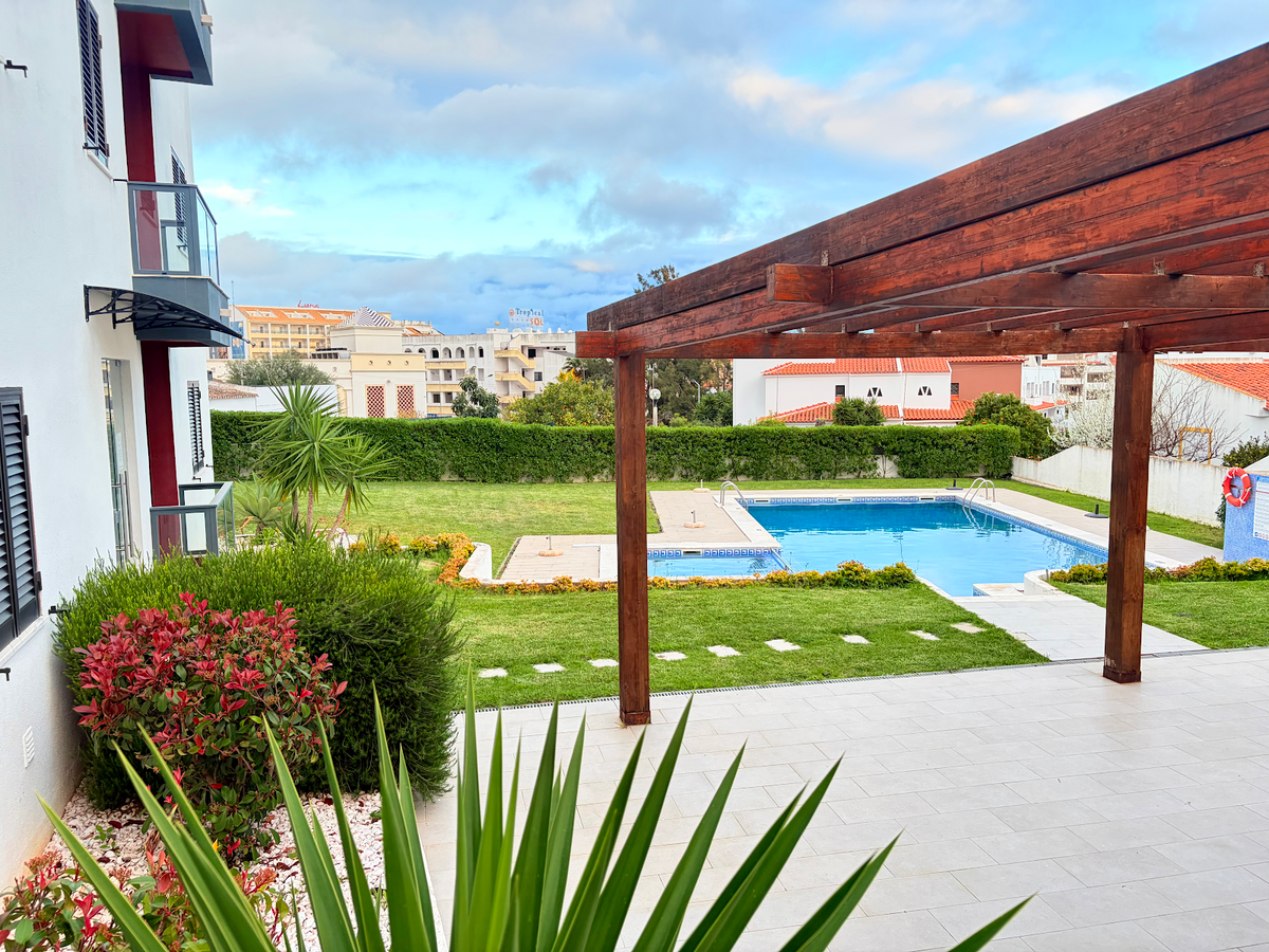 Legacy Suites & Apartments Albufeira Al · AL 40166 em Albufeira