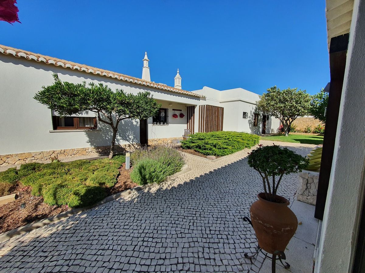Margaretha Braam wijngaad - Fracção N em Albufeira
