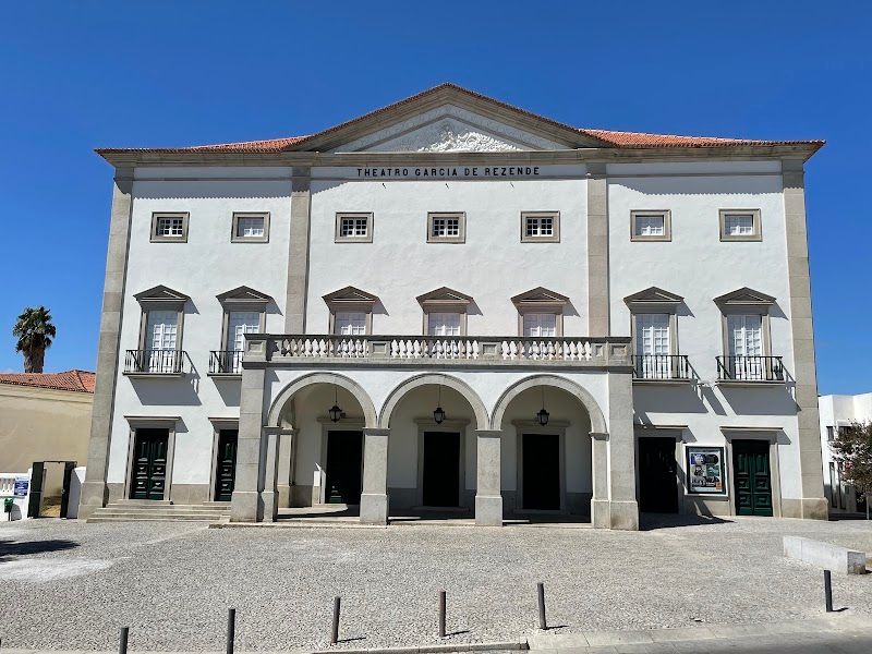 Our Corner Theatre em Évora