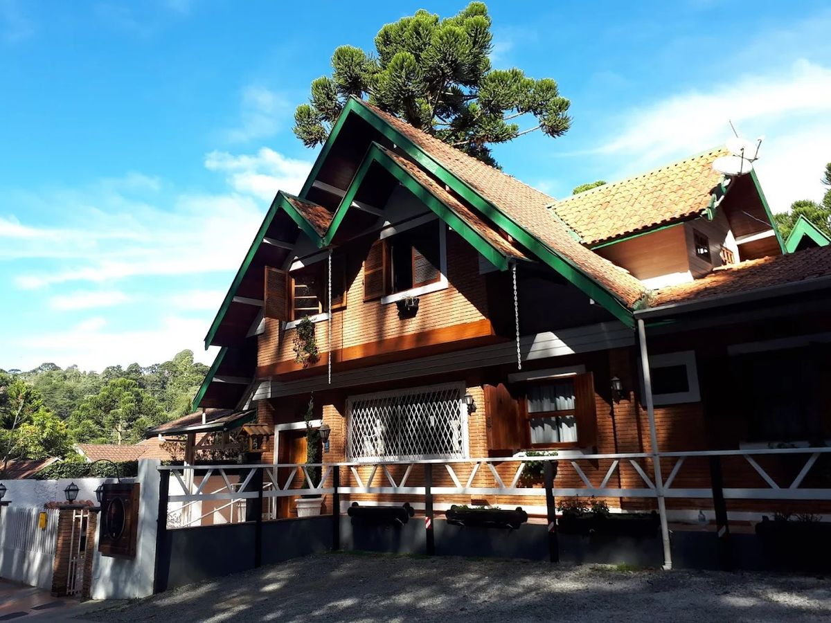 Pousada Atalaia Capivari em Campos do Jordão