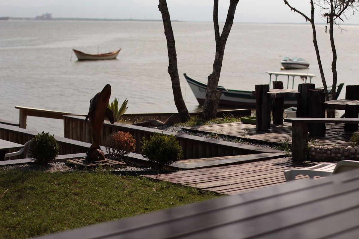 Pousada do Sol - Ilha do Mel em Paranaguá