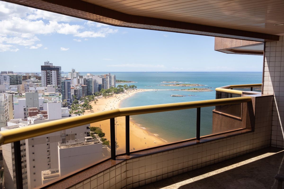 Quality Suites Vila Velha em Vila Velha