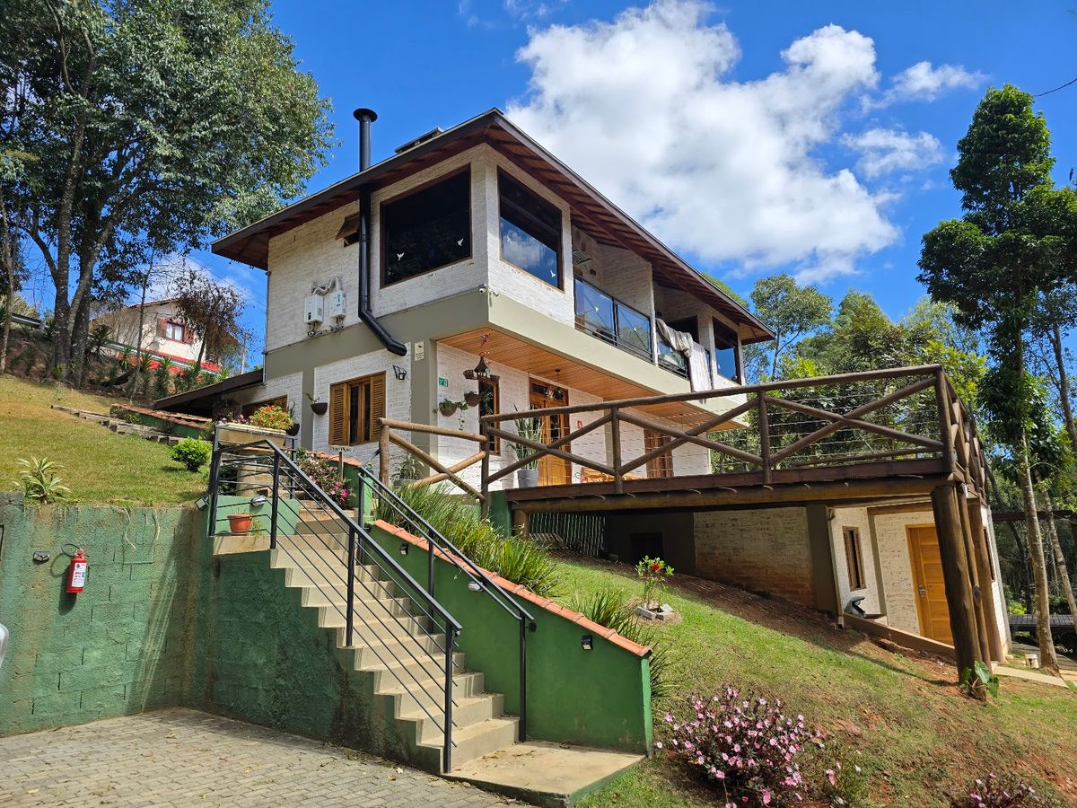 Refugio Physis Suites em Camanducaia